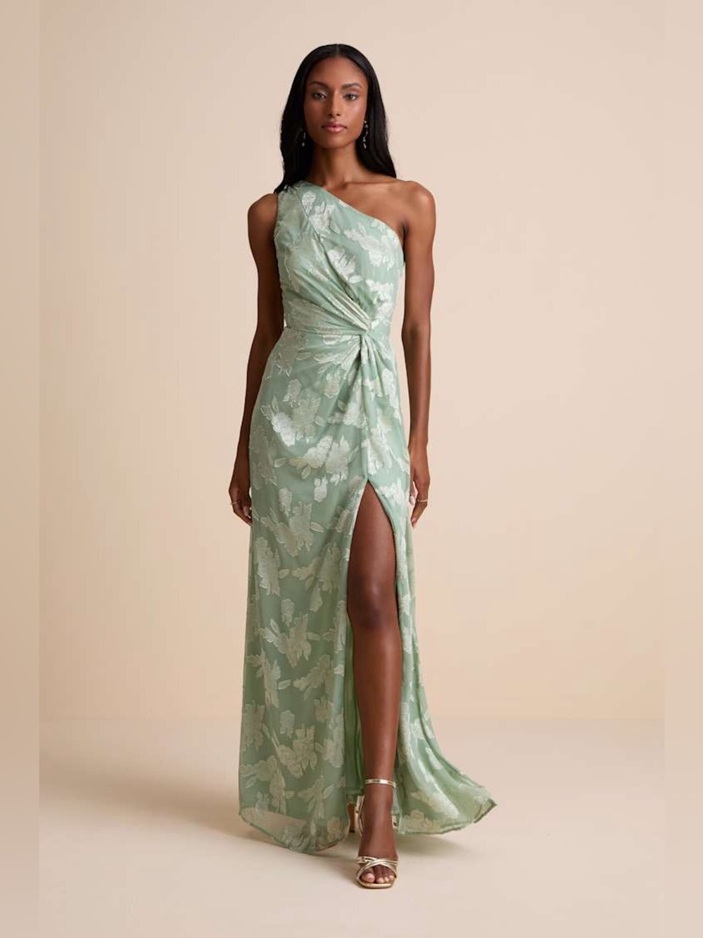 NWOT Lulu’s Renni Sage Green Floral Jacquard One-Shoulder Maxi Dress Bridesmaid